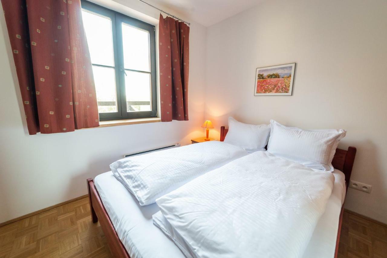 Apartamenty Kasztanowa Mikolajki  Exterior photo
